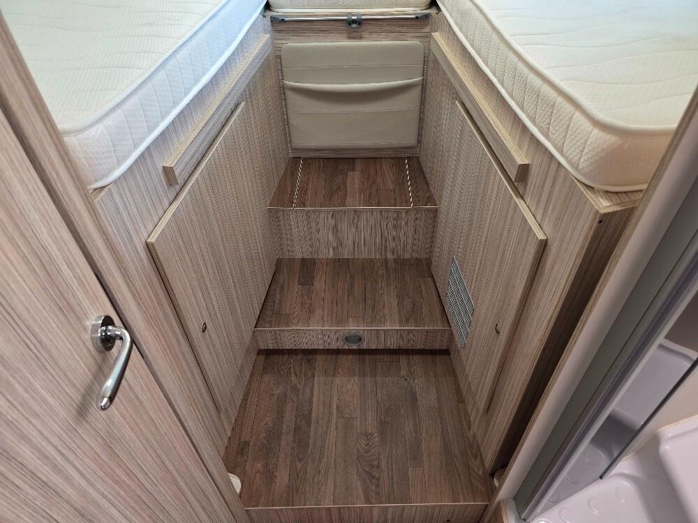 CAMPER ELNAGH MAGNUM 530