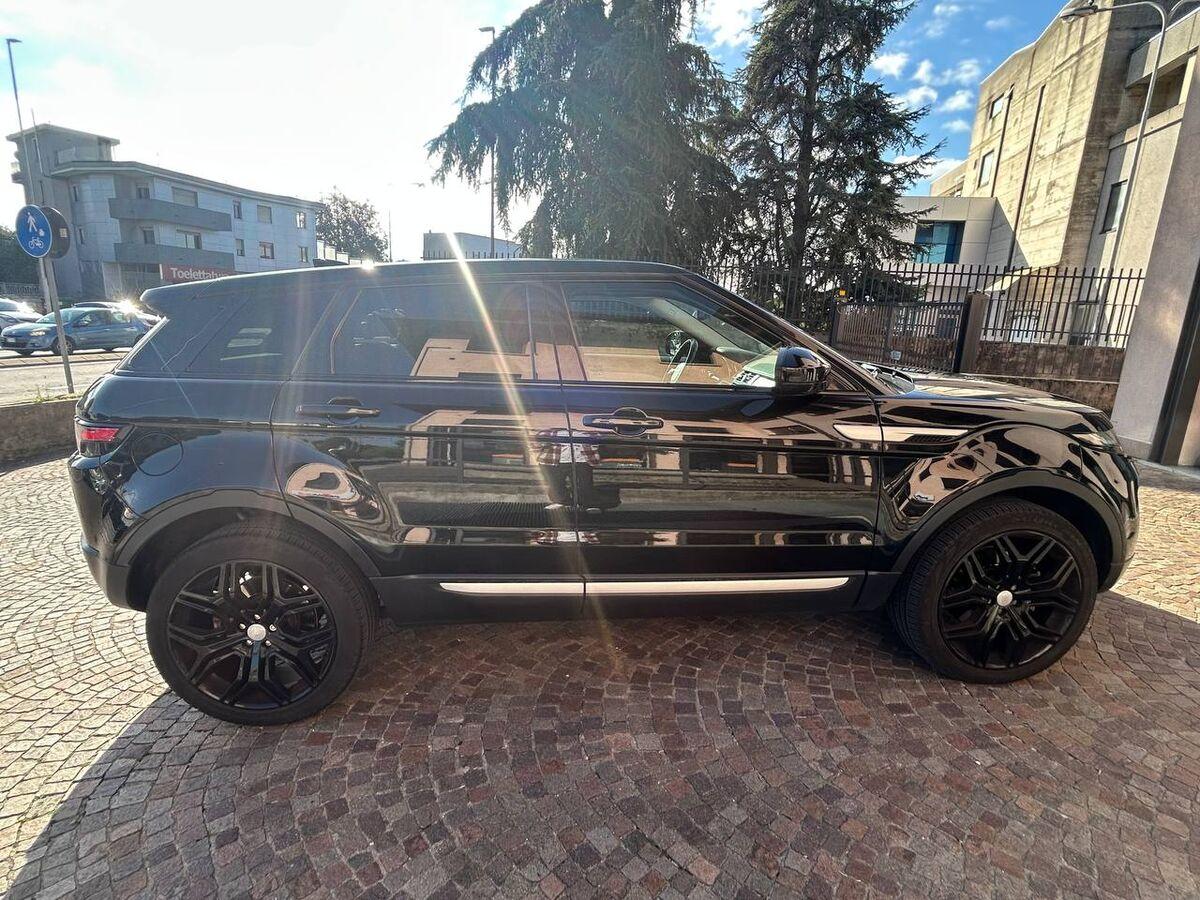 Land Rover Range Rover Evoque 2.0 td4 SE Dynamic 150cv 5p auto