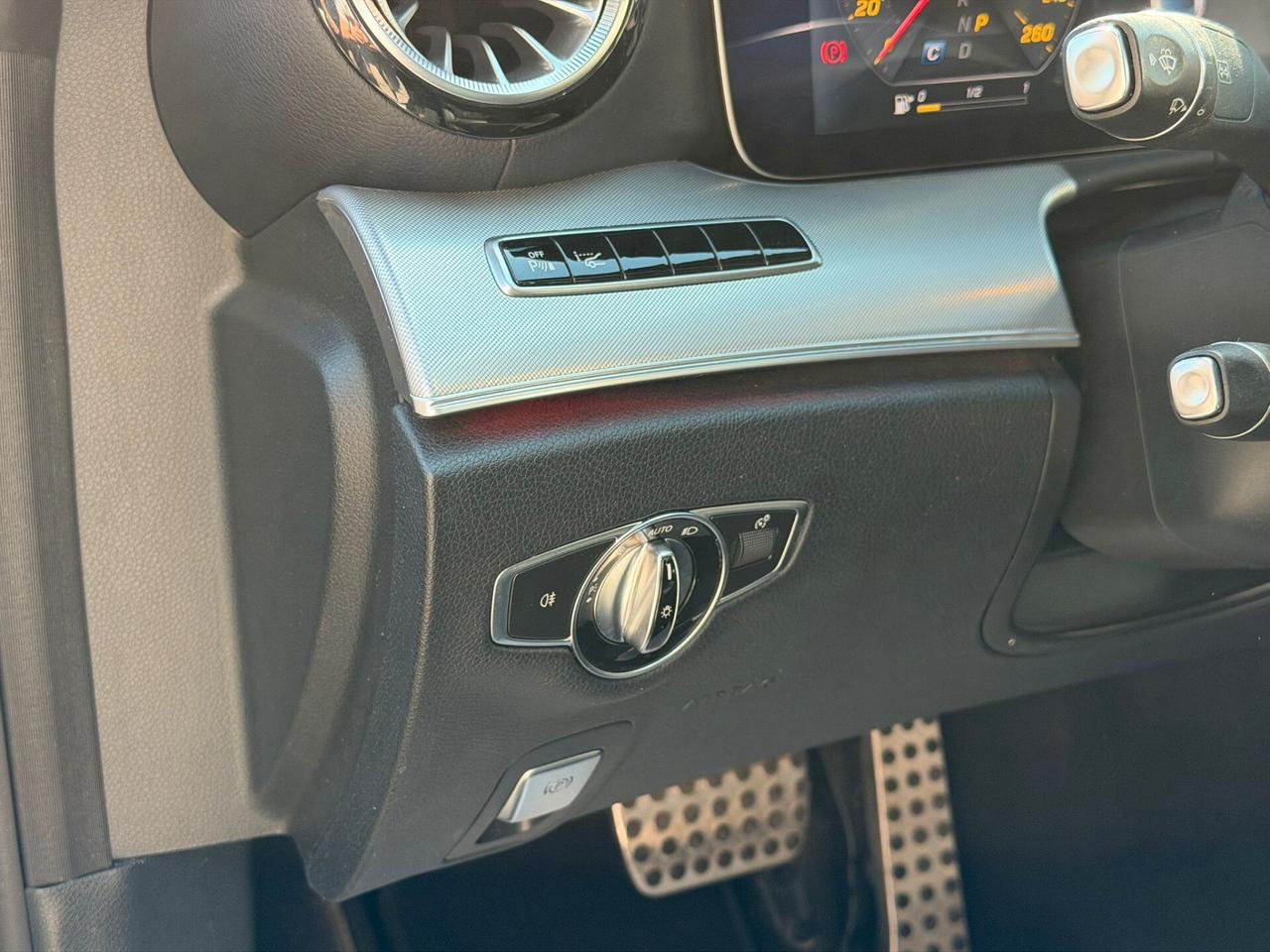 Mercedes-benz E 220 d Auto Premium Plus