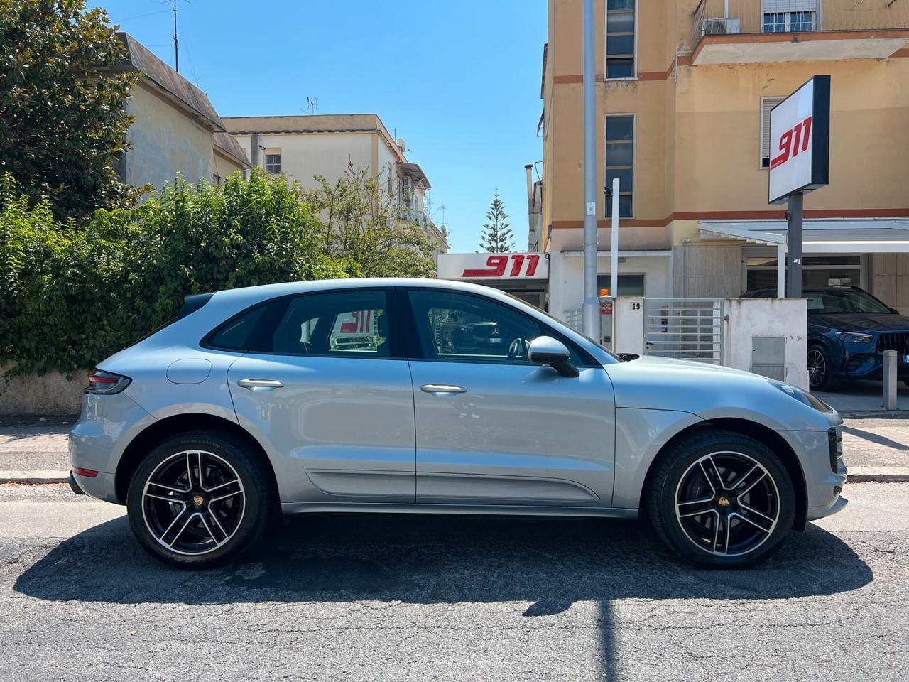 Porsche Macan 2.0 245cv Tetto PASM 111 Controlli Porsche Service Porsche