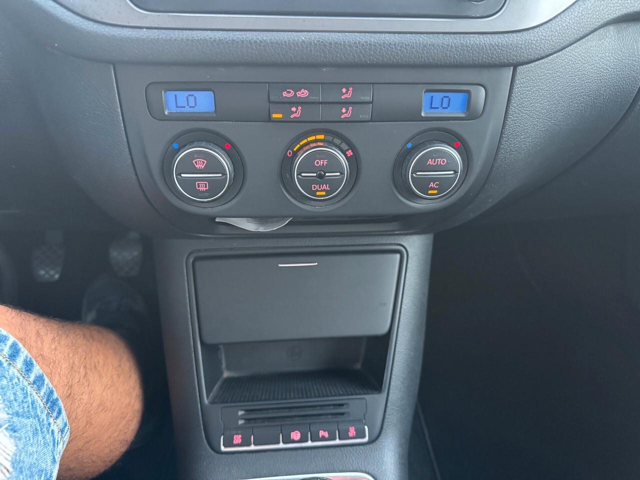Volkswagen Tiguan 2.0 16V TDI DPF Sport & Style (18°)