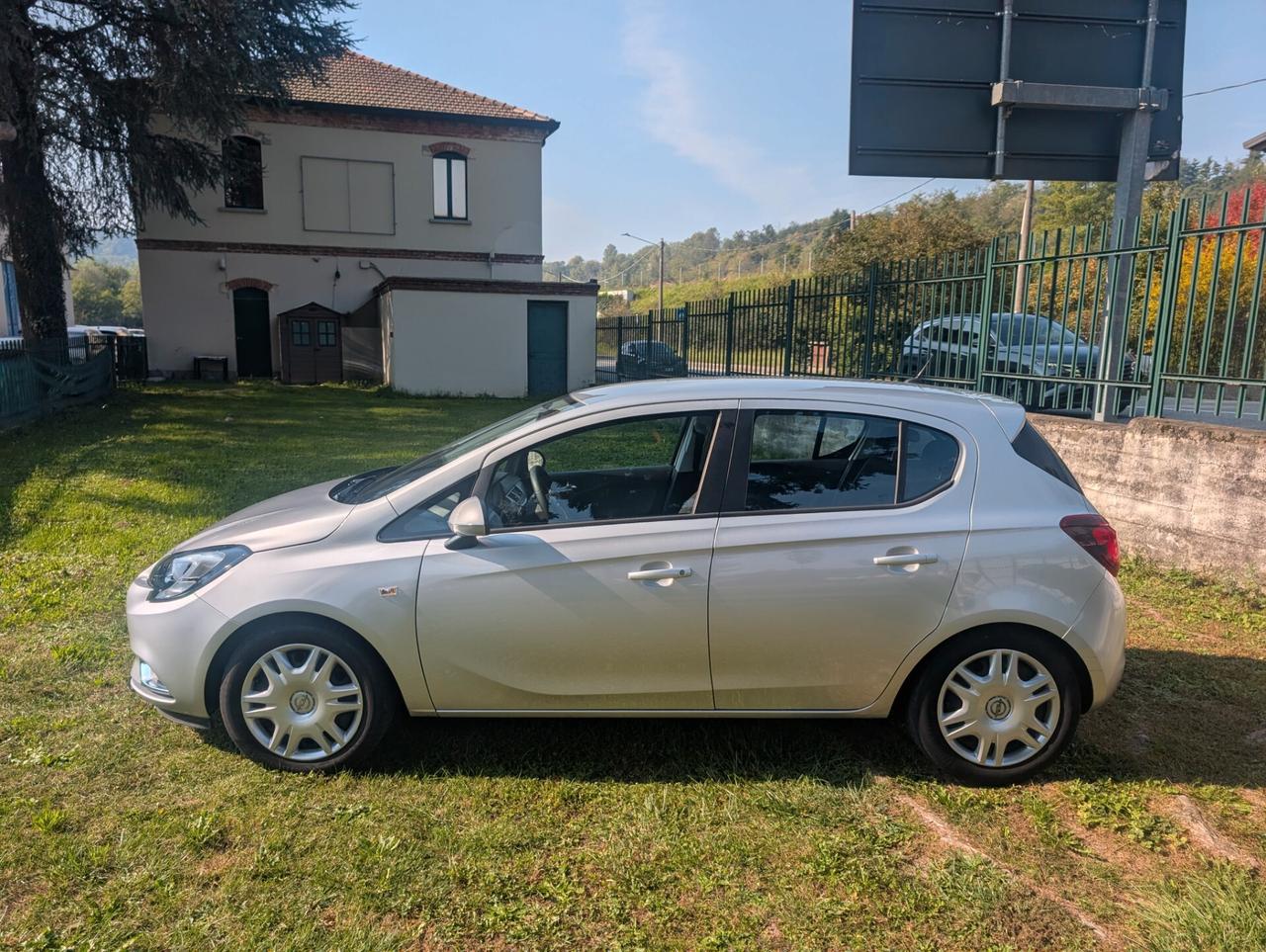 Opel Corsa 1.2 5 porte n-Joy UNICO PROPRIETARIO OK NEOP.