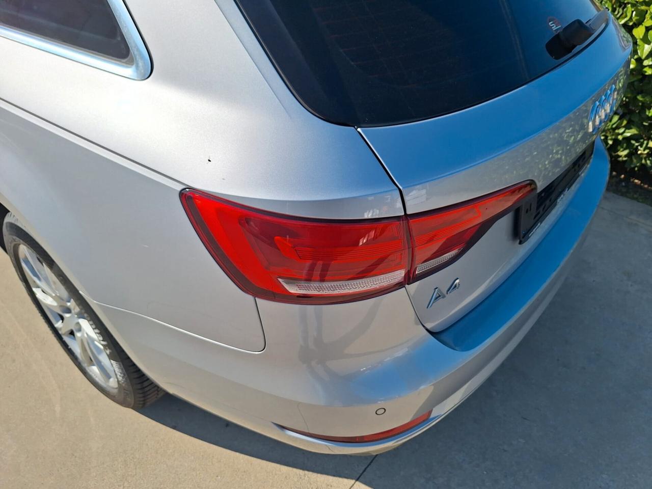 Audi A4 Avant 2.0 TDI 150 CV ultra Business Sport