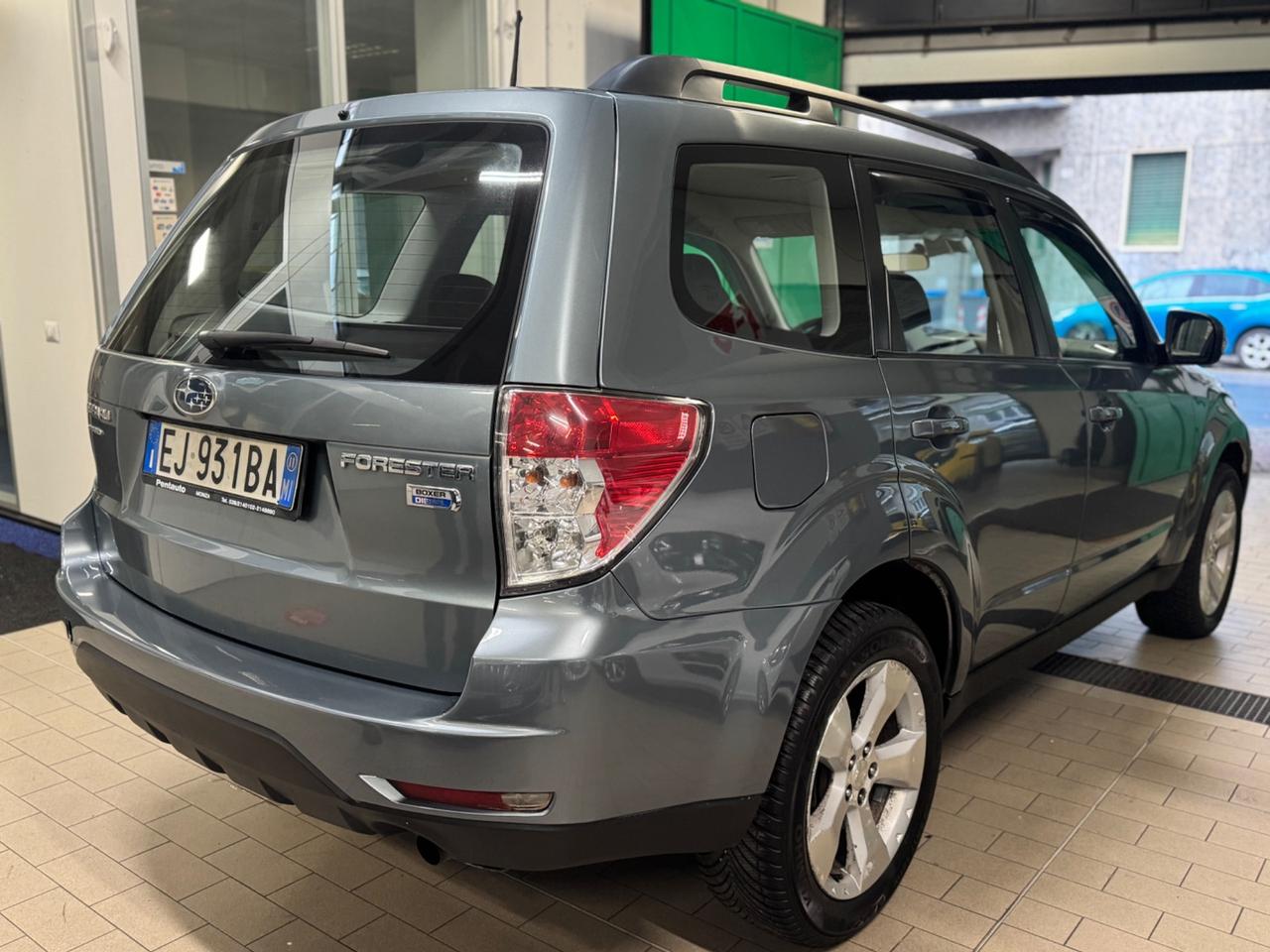 Subaru Forester 2.0D 1 PROPRIETARIO