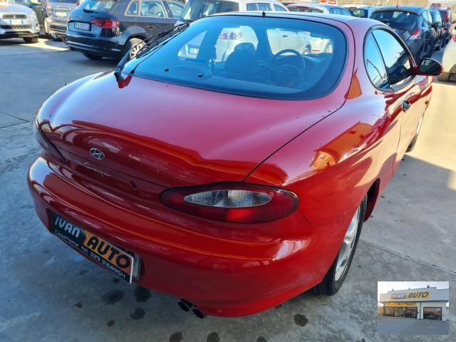 HYUNDAI Coupe 1.6 BENZINA-116.000 KM.