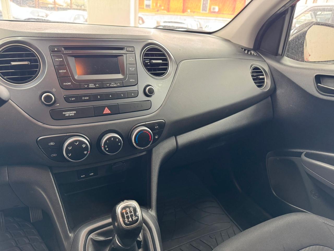 Hyundai i10 1.0 MPI Sound Edition