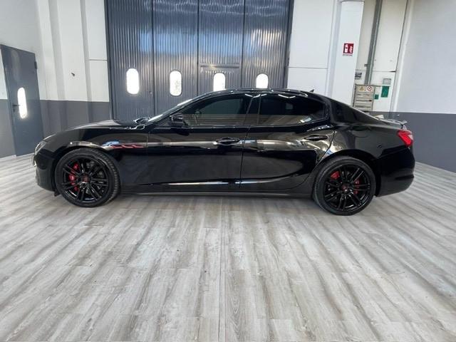 Maserati Ghibli V6 Diesel 275 CV Nerissimo Edition