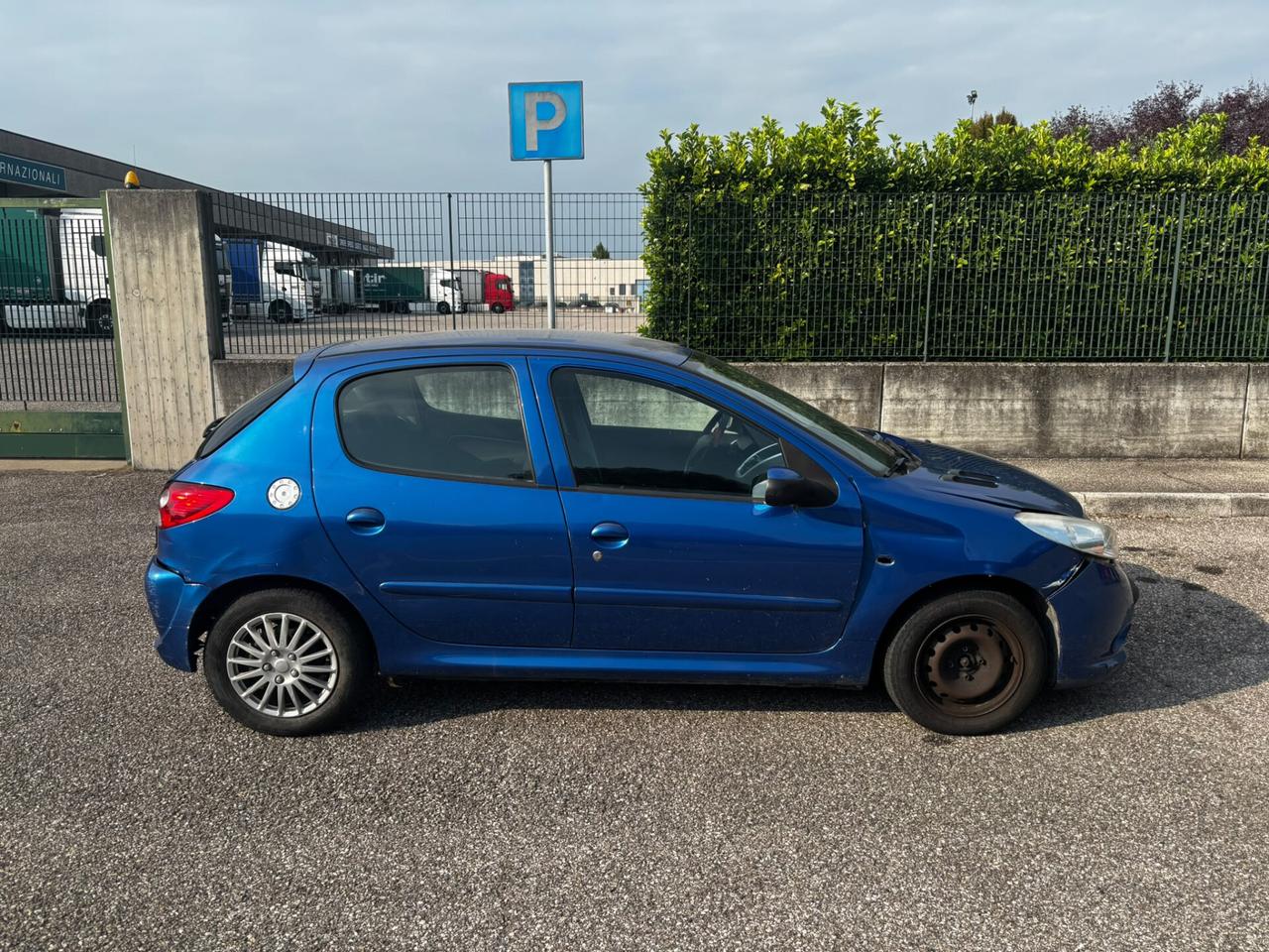 Peugeot 208 BlueHDi 75 S&S 5 porte Incidentata come nelle foto