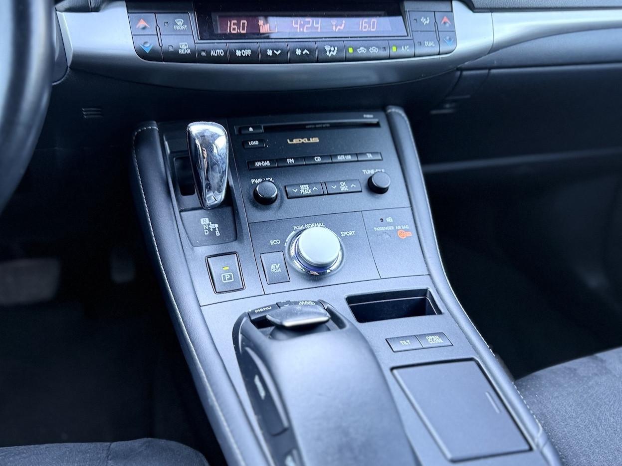 Lexus CT 200h 1.8 Hybrid 99CV E5 Automatica - 2012