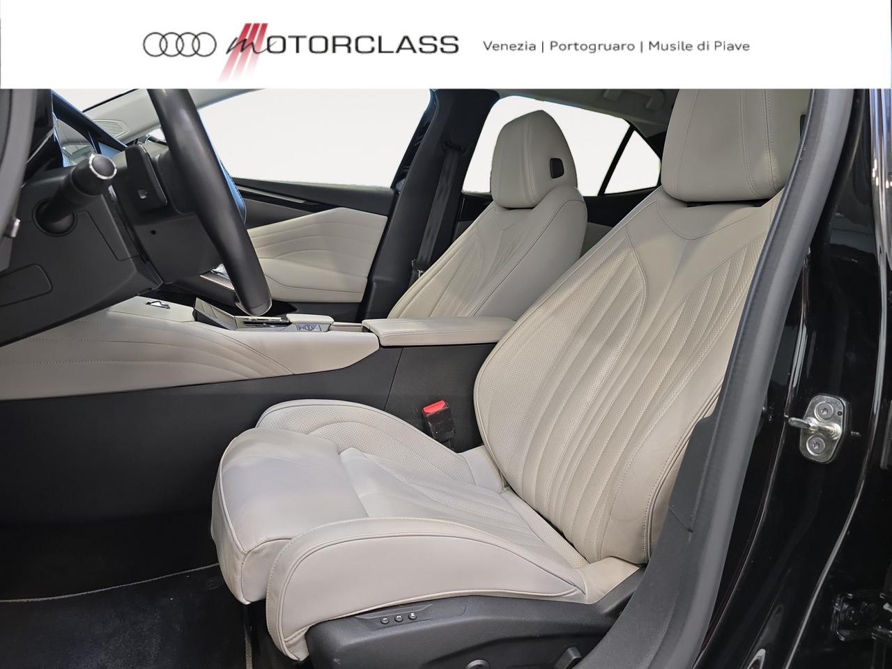 DS DS 4 Crossback 1.5 bluehdi trocadero auto