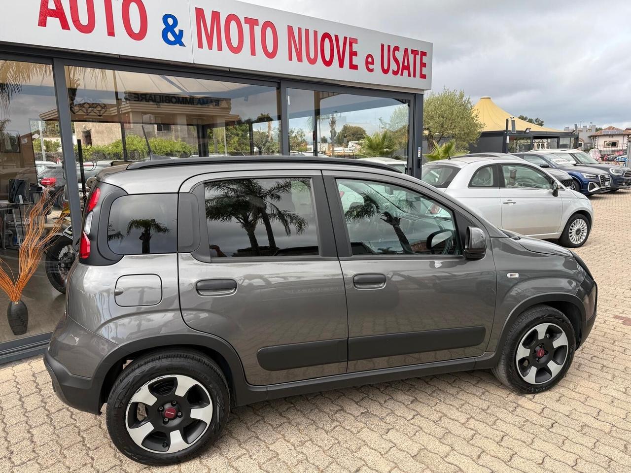Fiat Panda 1.0 FireFly S&S Hybrid City Cross