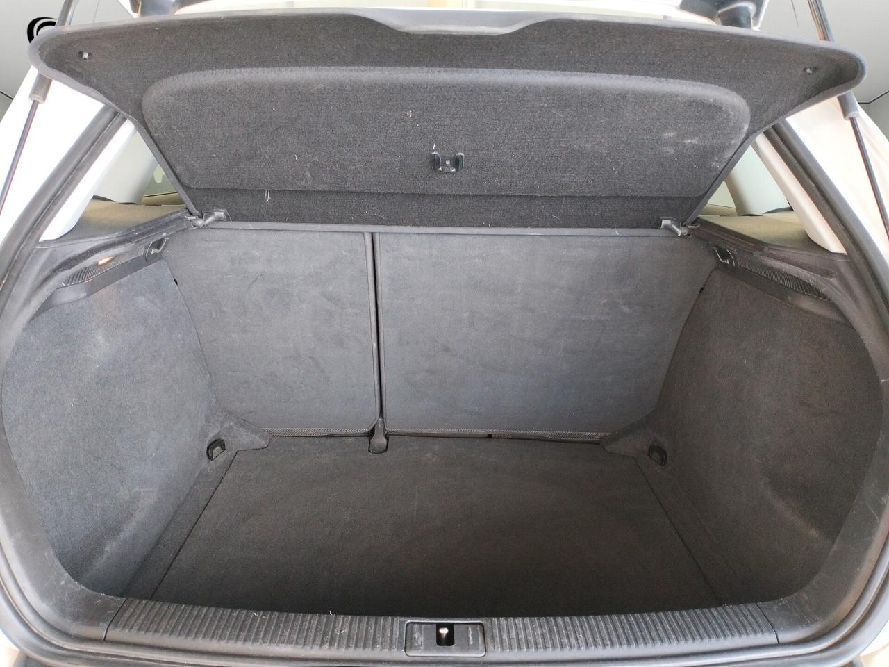 Audi A3 1.6 TDI Attraction - NEOPATENTATI
