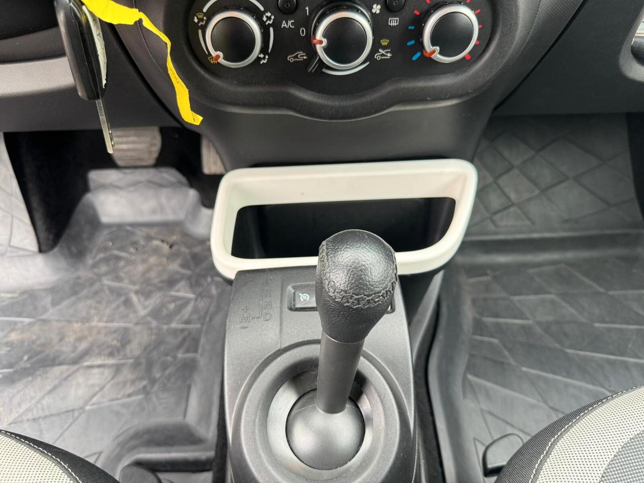 Renault Twingo LIMITED 69 CV