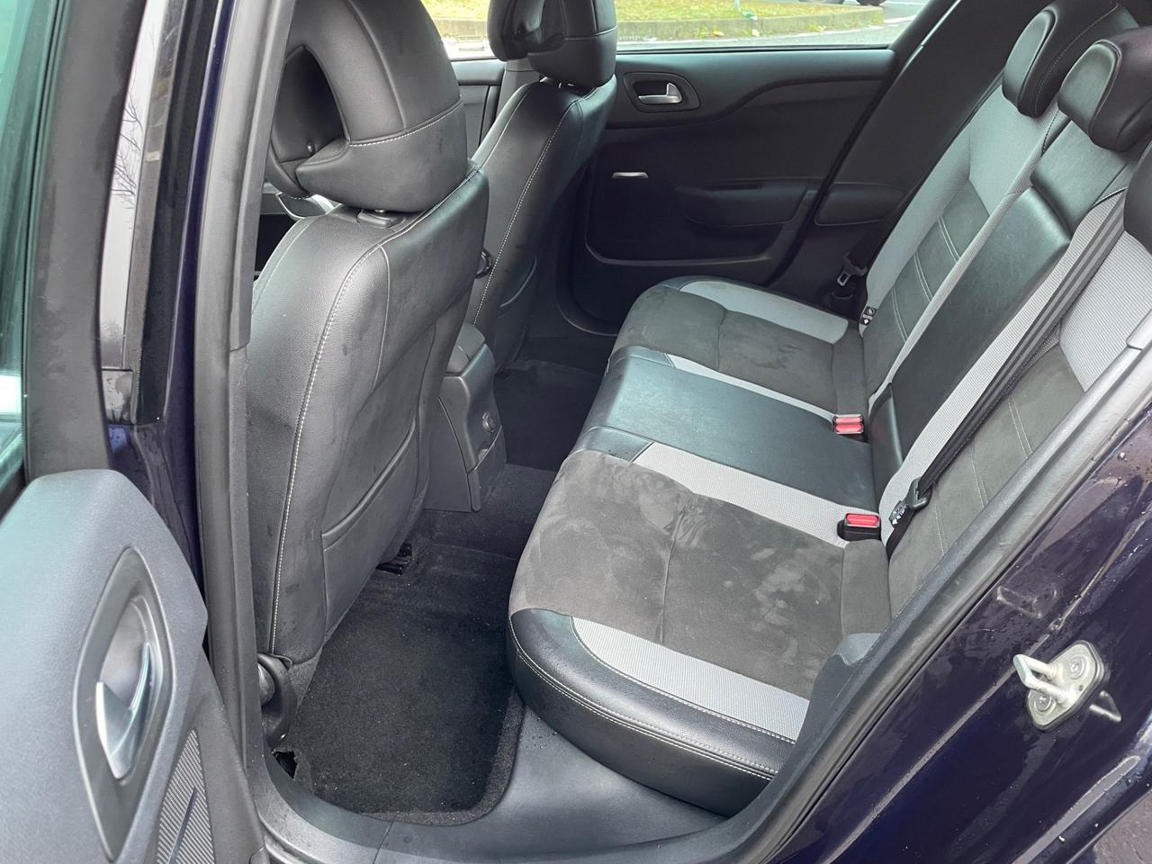 Ds DS4 4 Crossback BlueHDi 120 S&S Sport Chic