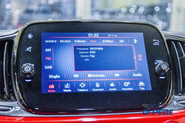 FIAT 500 1.0 Hybrid Red club