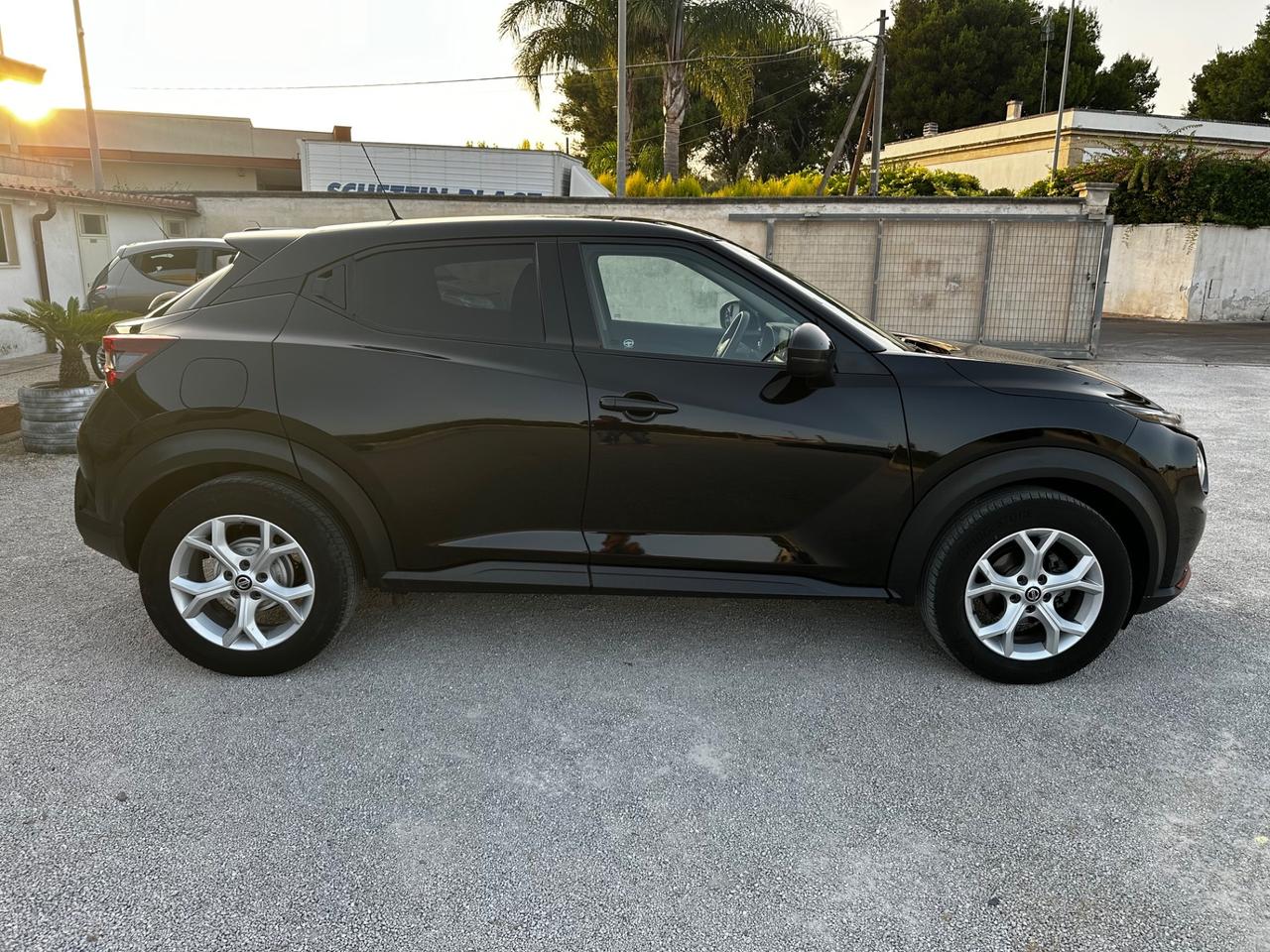 Nissan Juke 1.0 DIG-T 114 CV Tekna