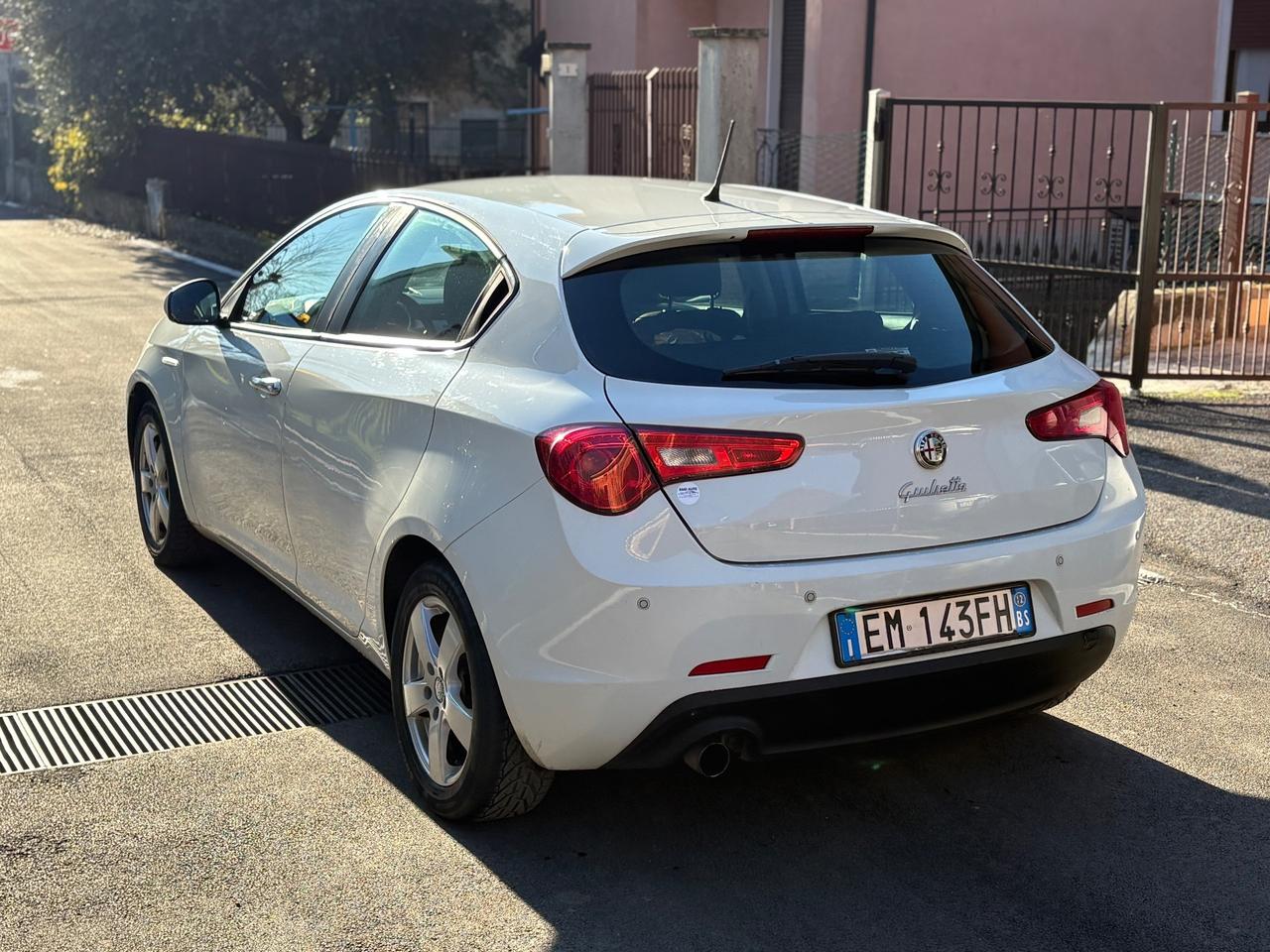 Alfa Romeo Giulietta 1.6 JTDm-2 105 CV Exclusive