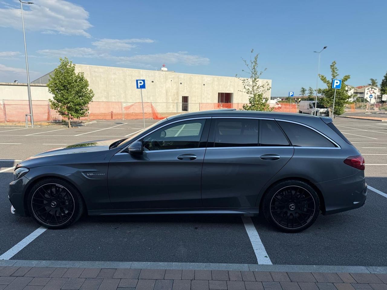 Mercedes-benz C 63 AMG S.W.