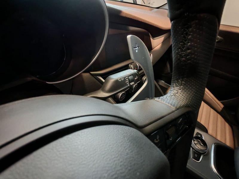 Alfa Romeo Giulia 2.2 Turbodiesel 210 CV AT8 AWD Q4 Veloce "KM ZERO"