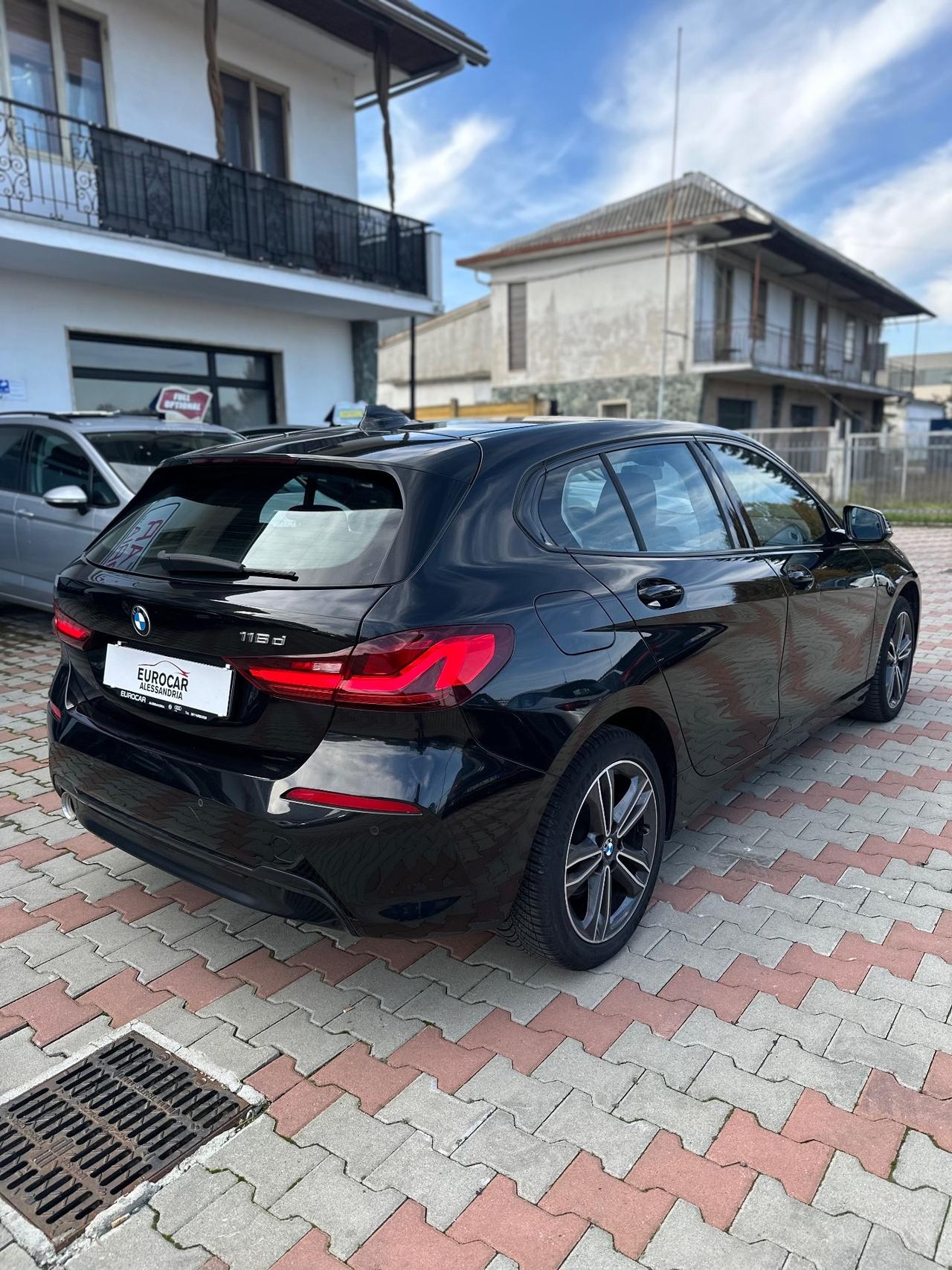 Bmw 116 116d 5p. Advantage