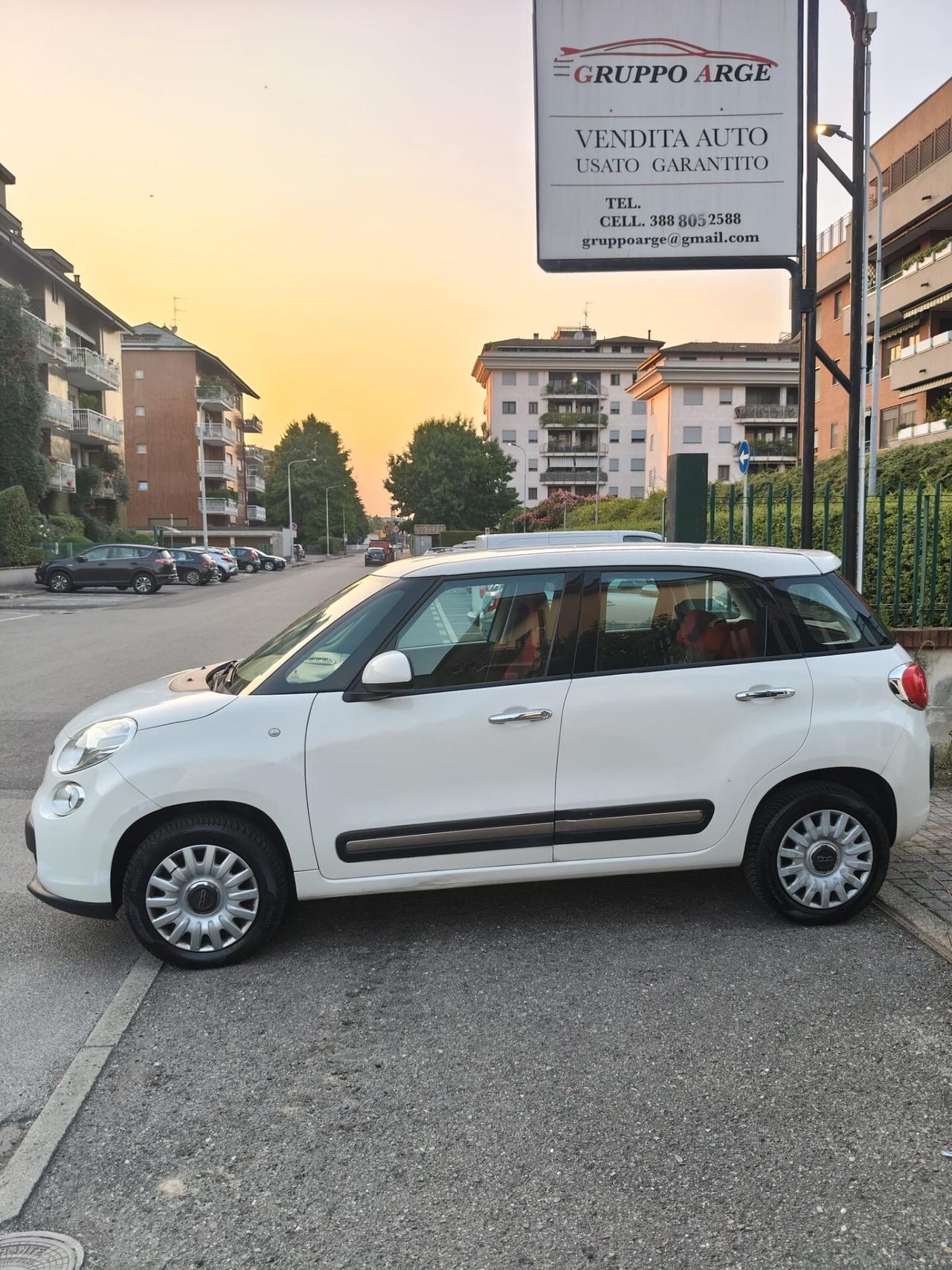 Fiat 500L Living 0.9 TwinAir Turbo Natural Power Lounge