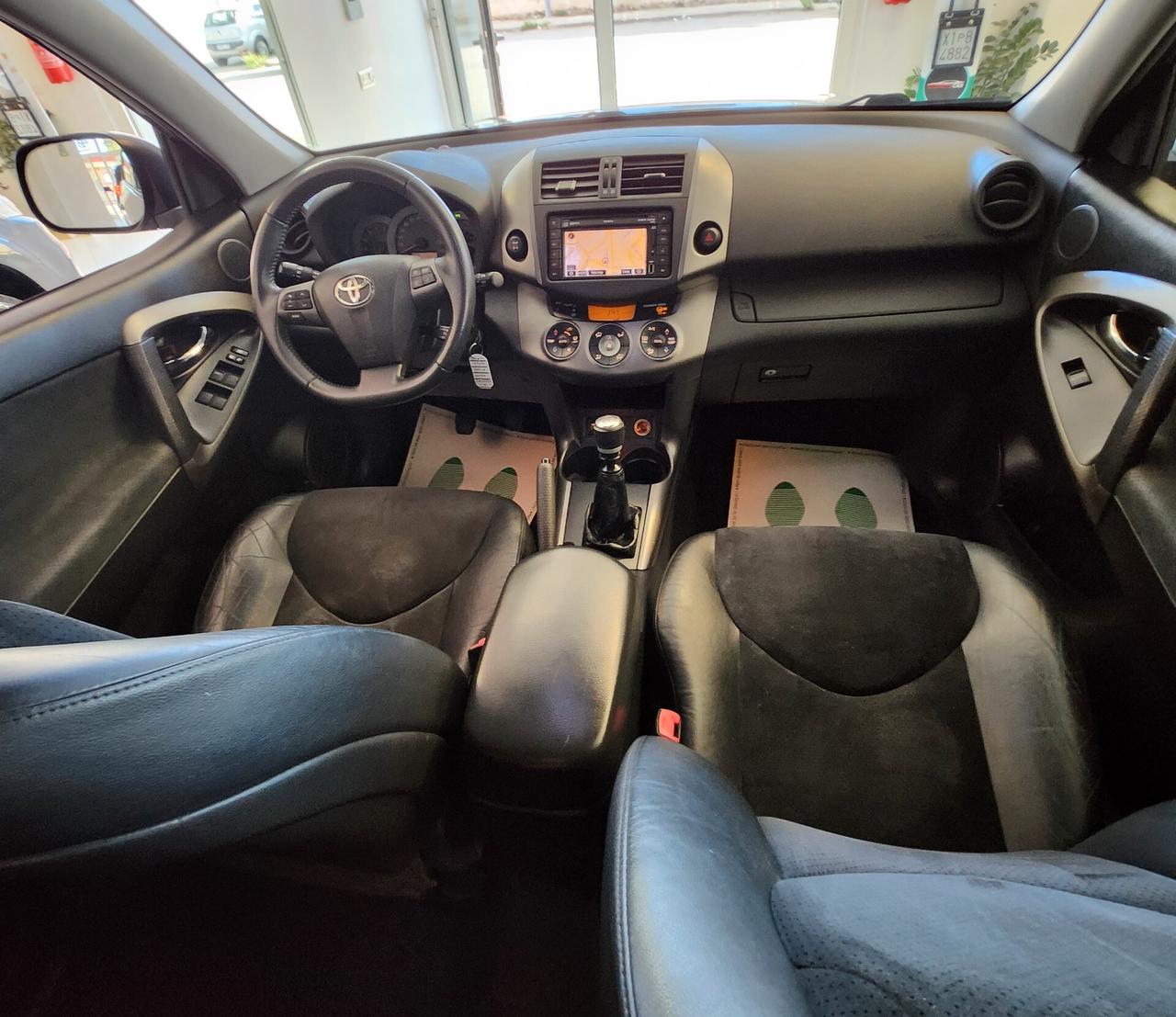 Toyota RAV 4 RAV4 2.2 D-4D 150 CV Lounge UNICO PROPRIETARIO KM CERTIFICATI TOYOTA