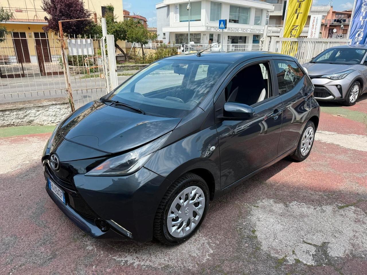 Toyota Aygo 69 CV *RETROCAMERA