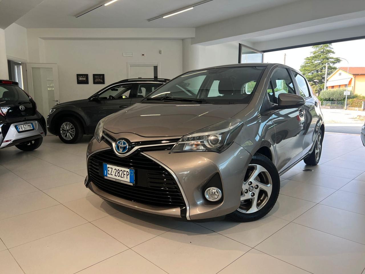 Toyota Yaris 1.5 Hybrid 5 porte Active