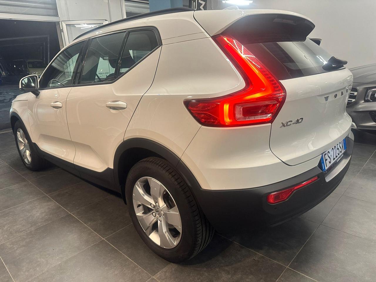 VOLVO XC40 D3 GEARTRONIC INSCRIPTION