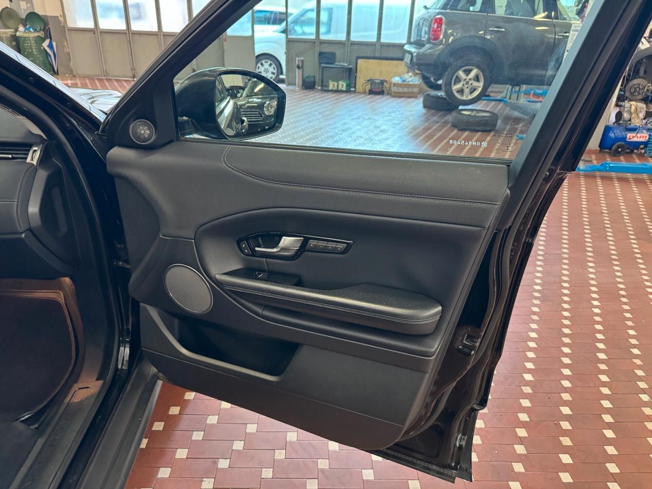 Range Evoque 2.0 TD4 180 CV 5p. HSE Dynamic - UNICO PROPRIETARIO