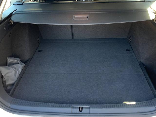 VOLKSWAGEN Golf Variant 1.4 TGI Trendline BlueMotion