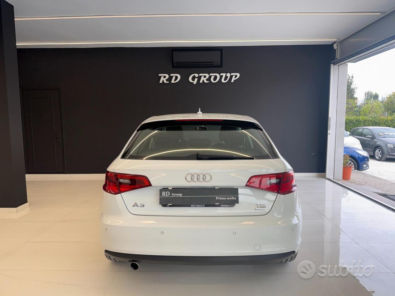 Audi A3 SPB 1.6 tdi Ambiente 105 cv okneopatentati