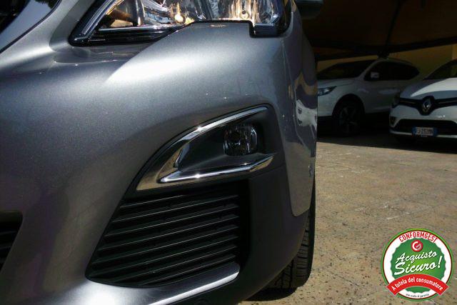 PEUGEOT 3008 BlueHDi 130 S&S Allure