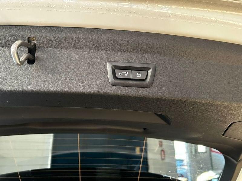 BMW Serie 1 120d 48V MSport Design