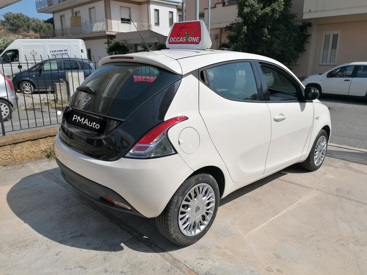 Lancia Ypsilon 1.2 69 CV 5 porte GPL Ecochic Elefantino