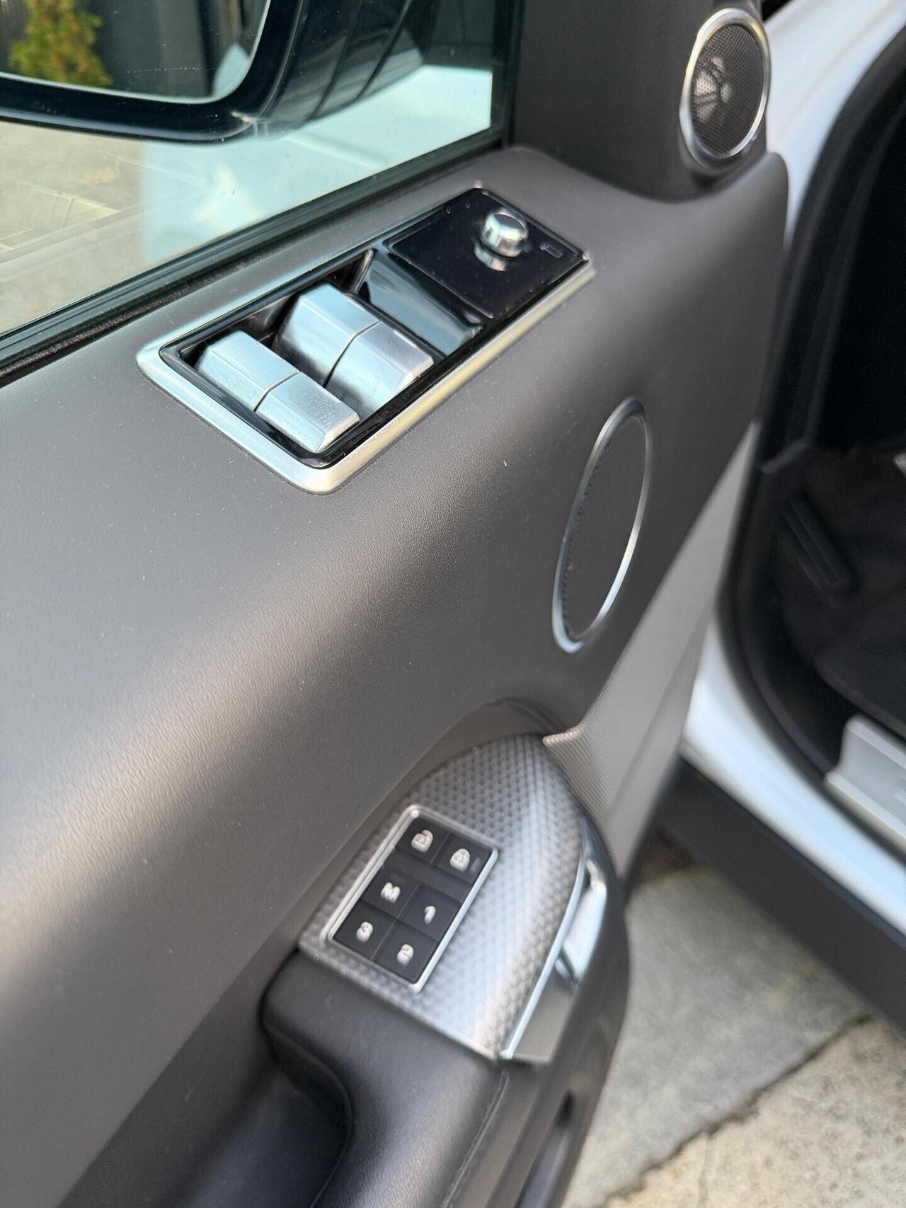 Land Rover Range Sport 3.0D l6 300 CV HSE Dynamic Stealth