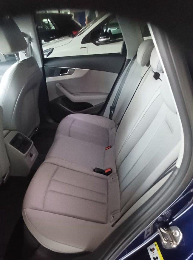 AUDI A4 Avant 40 TDI S tronic Business