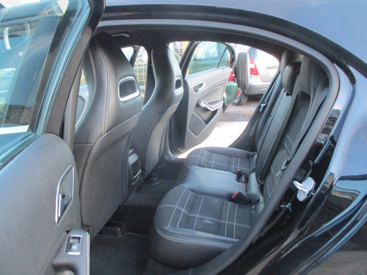 Mercedes-benz A 180 d Premium 2016