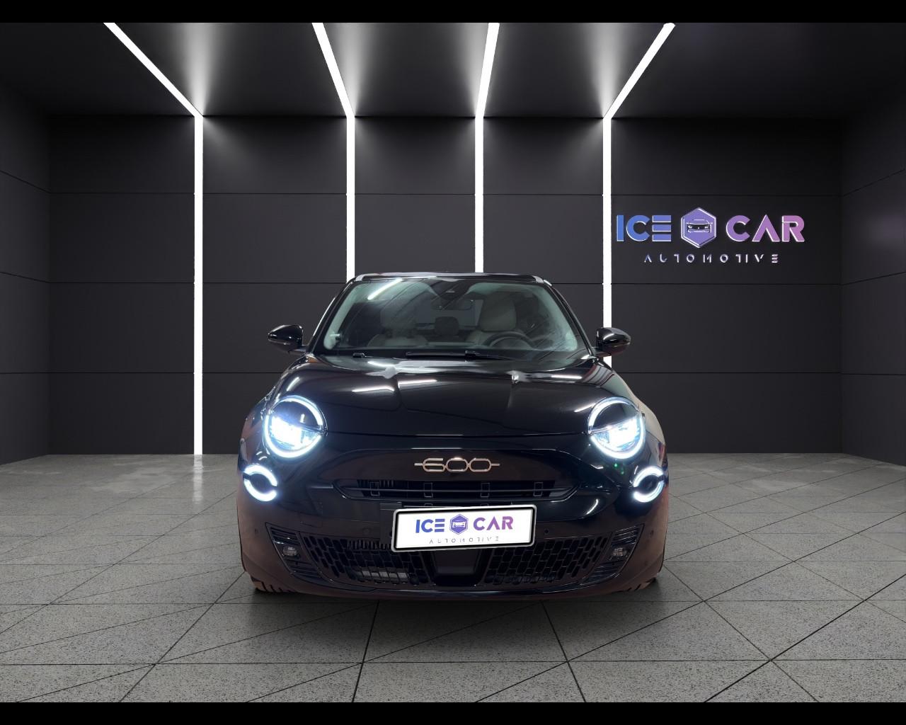 FIAT 600 Hybrid 110 CV DCT MHEV La Prima