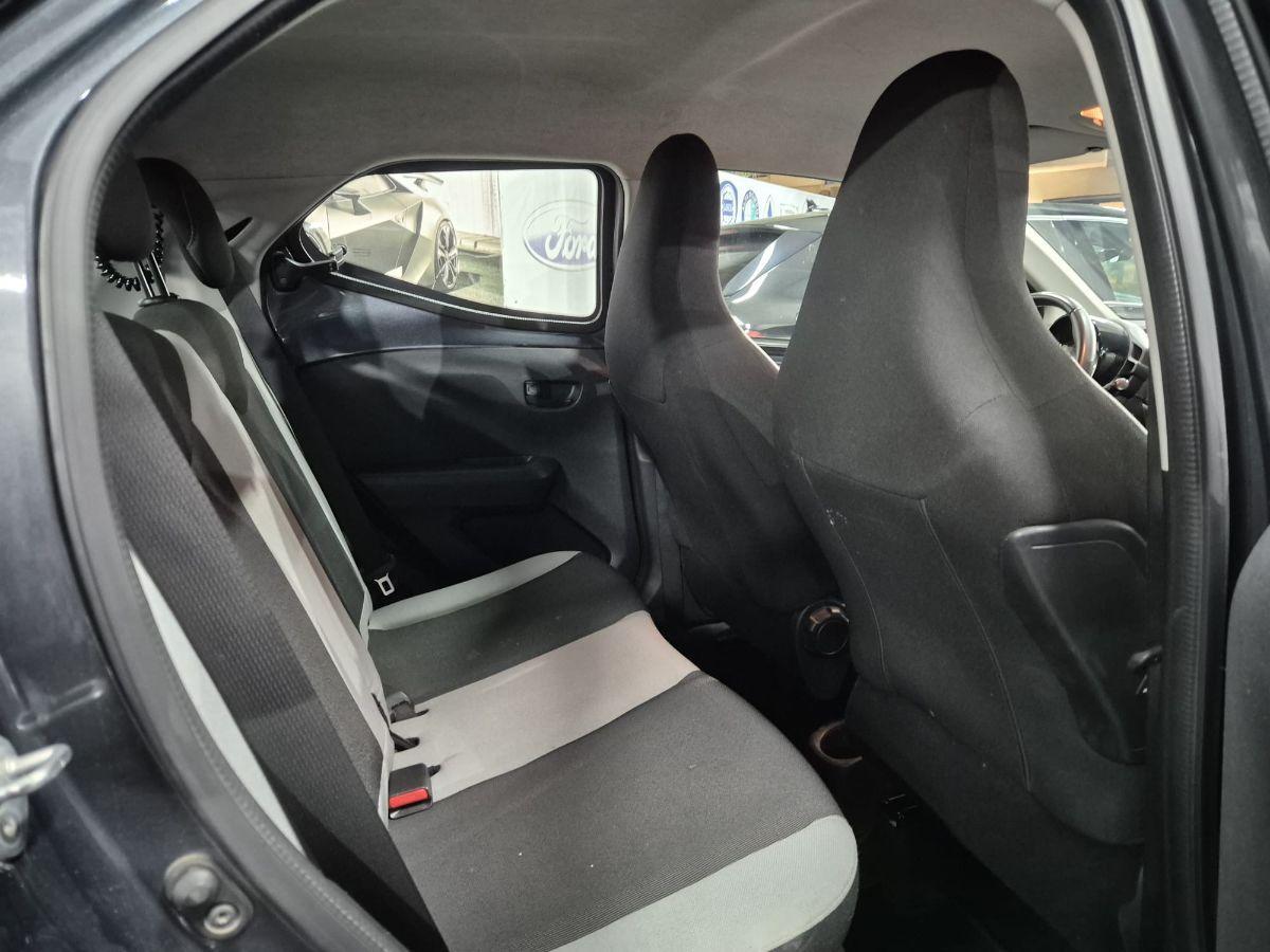 TOYOTA - Aygo - 1.0 VVT-i 69 CV 5 porte x-clusiv