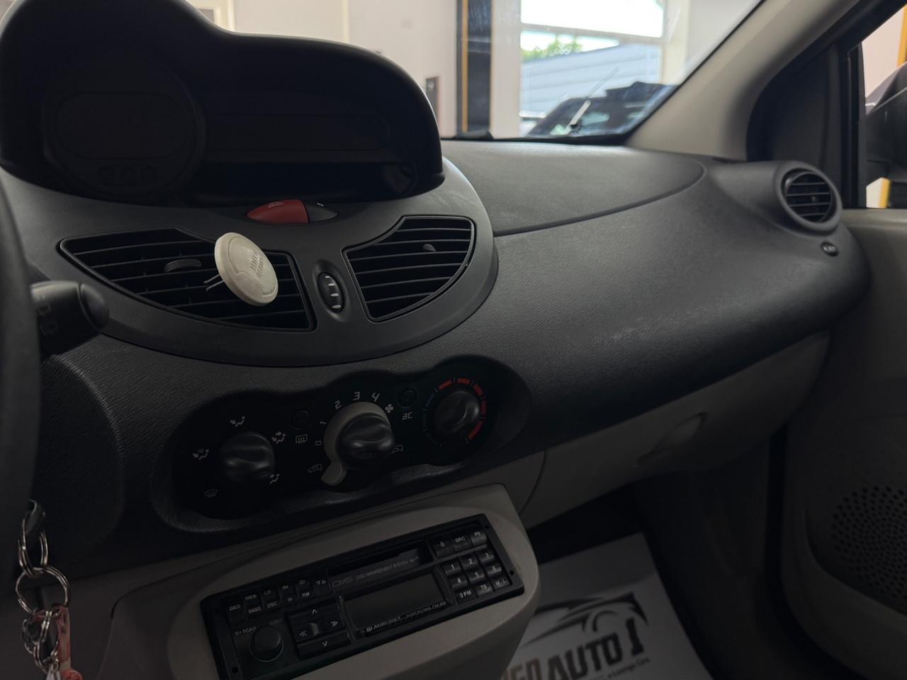 Renault Twingo 1.2 Dynamique Full Opt