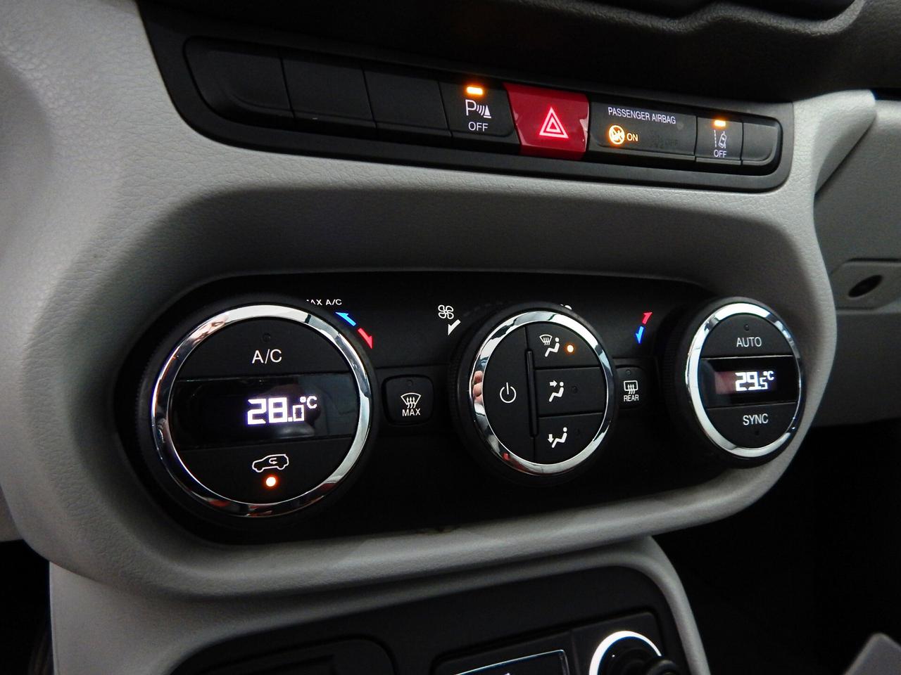 Jeep Renegade 1.6 mjt Limited 120cv TETTO-NAVI-PELLE-PARK