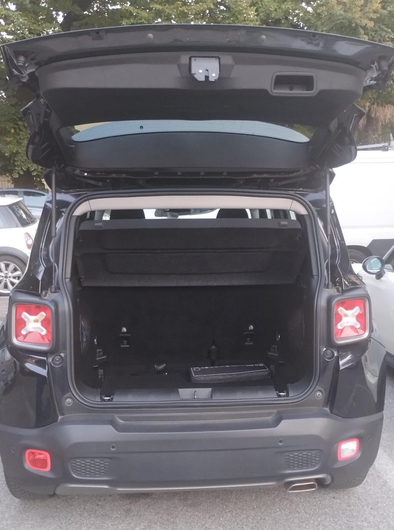 Jeep Renegade 1.3 T4 DDCT Limited