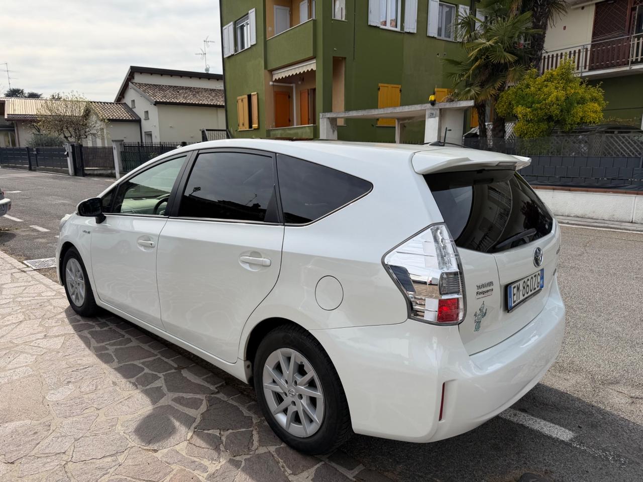 Toyota Prius Prius+ 1.8 Lounge