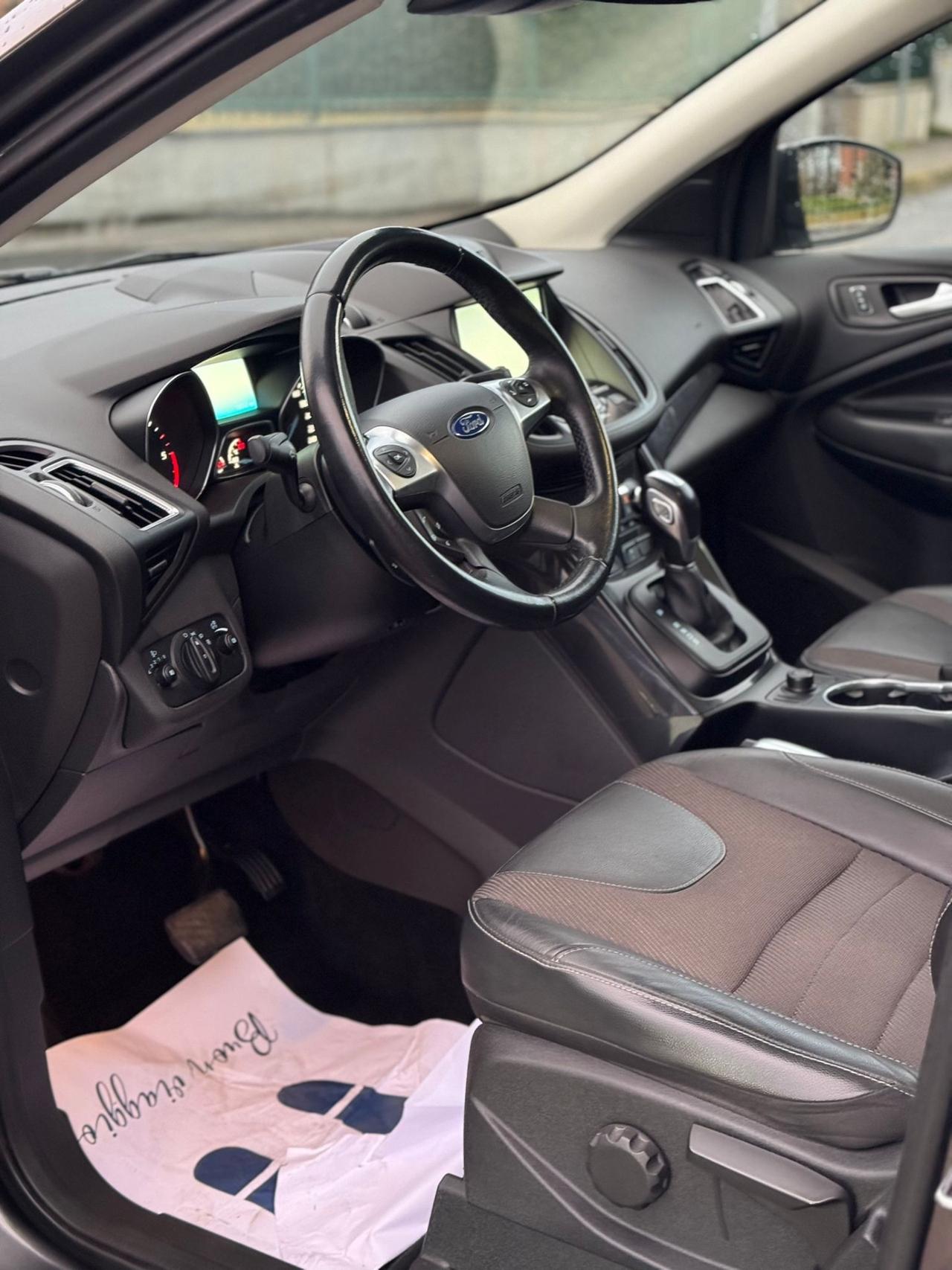 Ford Kuga 2.0 TDCI 150 CV S&S 4WD Powershift Titanium X