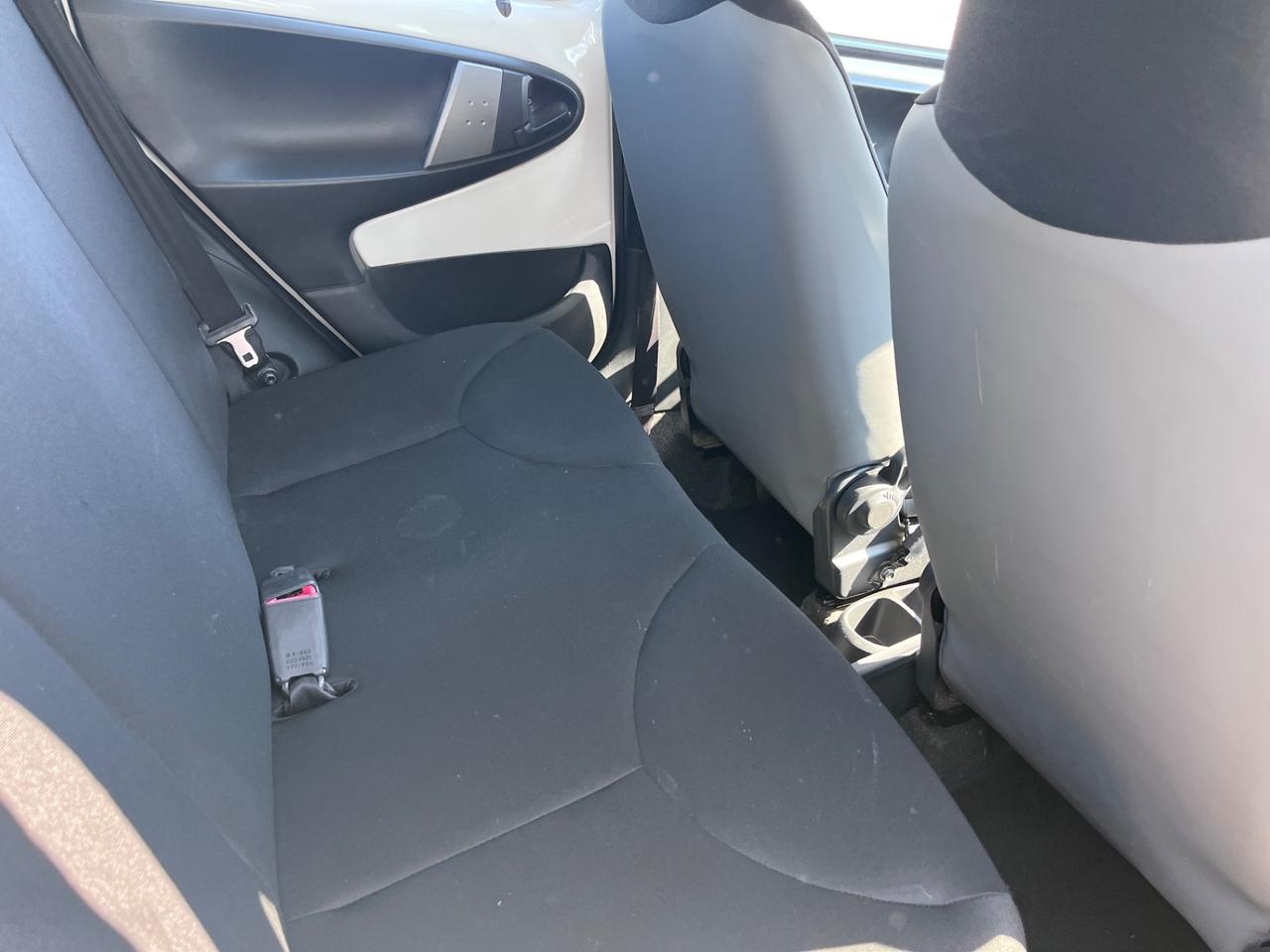 Toyota Aygo 1.0 12V VVT-i 5 porte Lounge