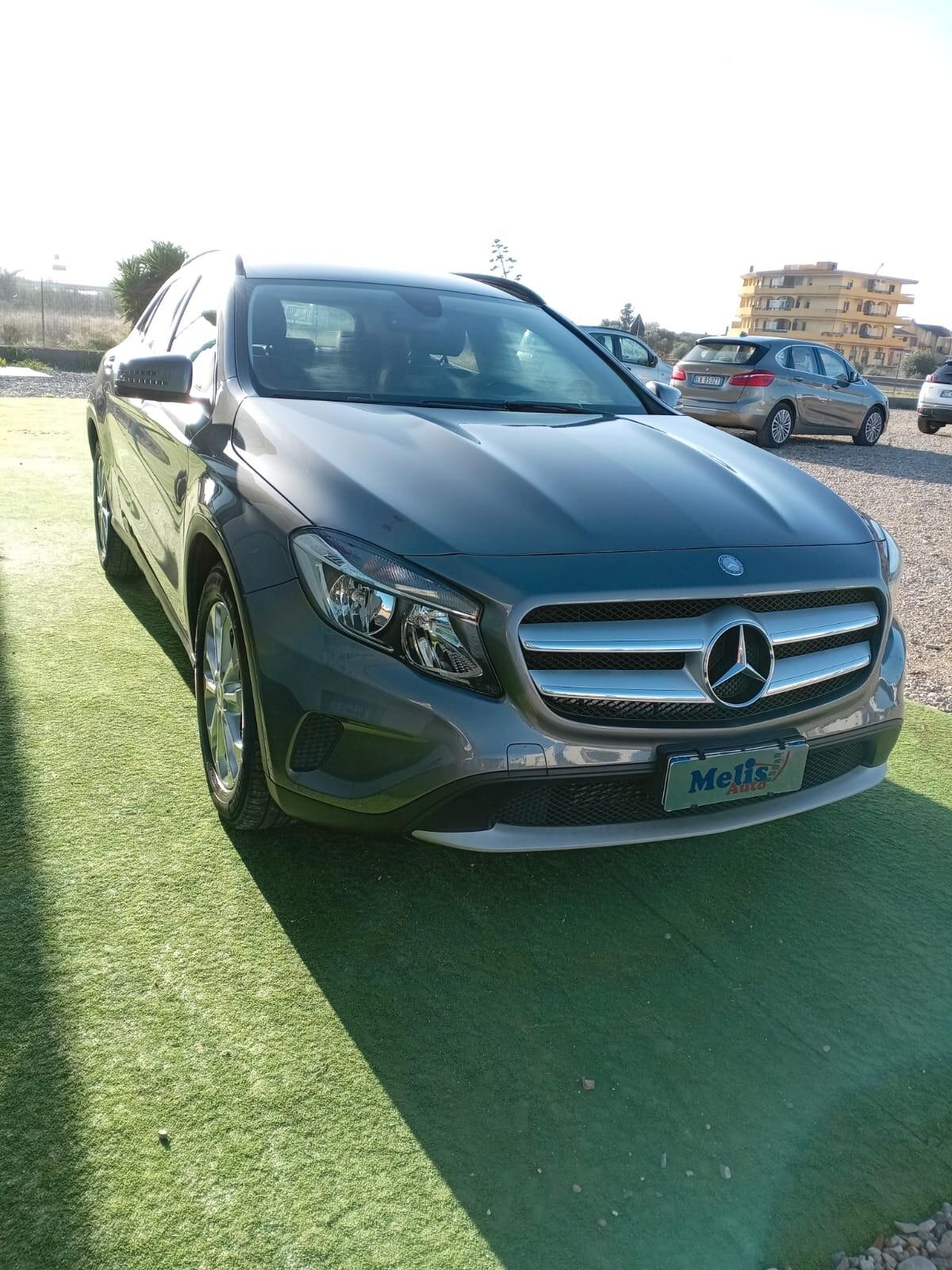 MERCEDES GLA 200 D AUTOMATICA