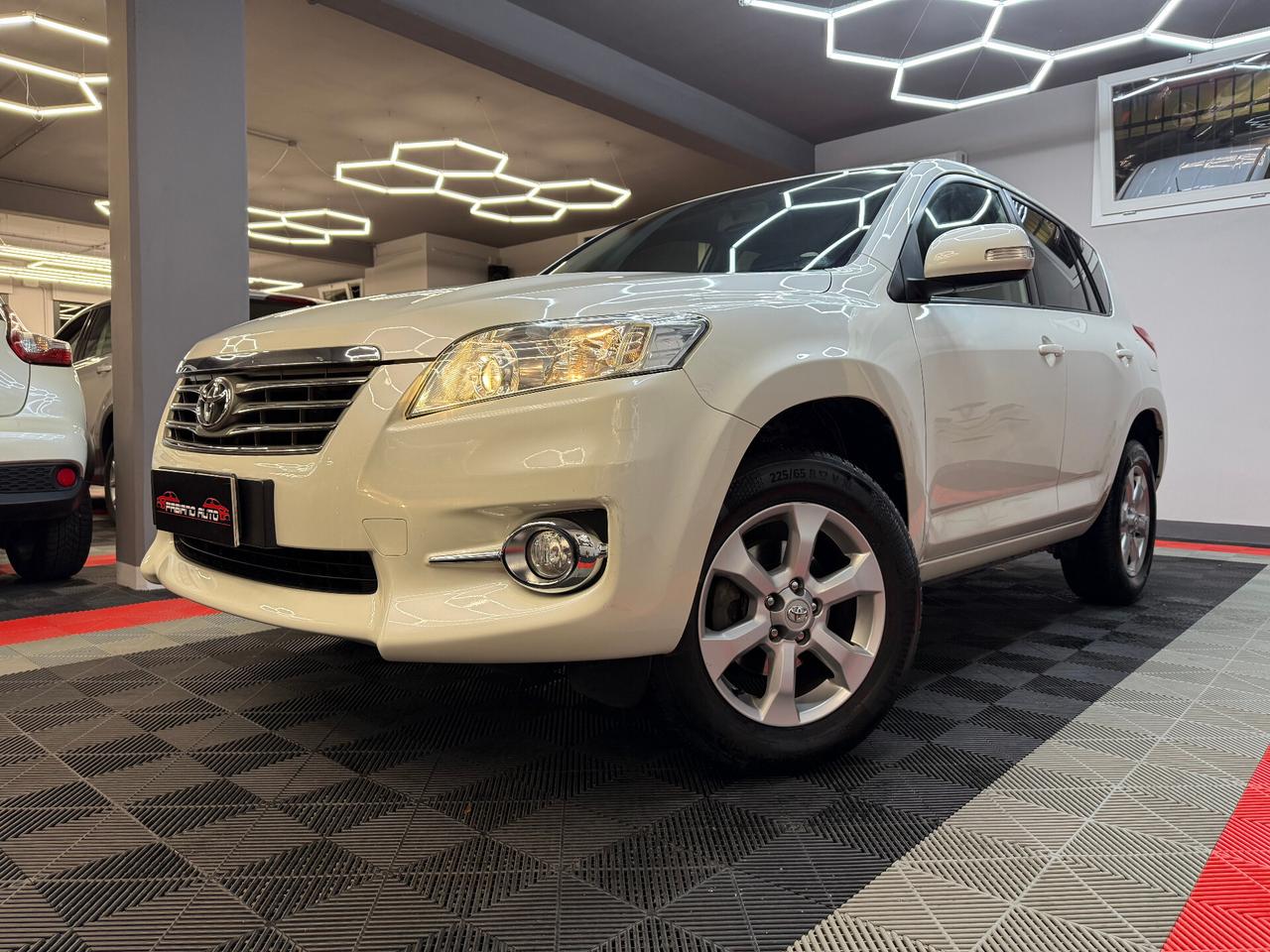 Toyota RAV 4 Crossport 2.2 D-4D - FABIANOAUTO