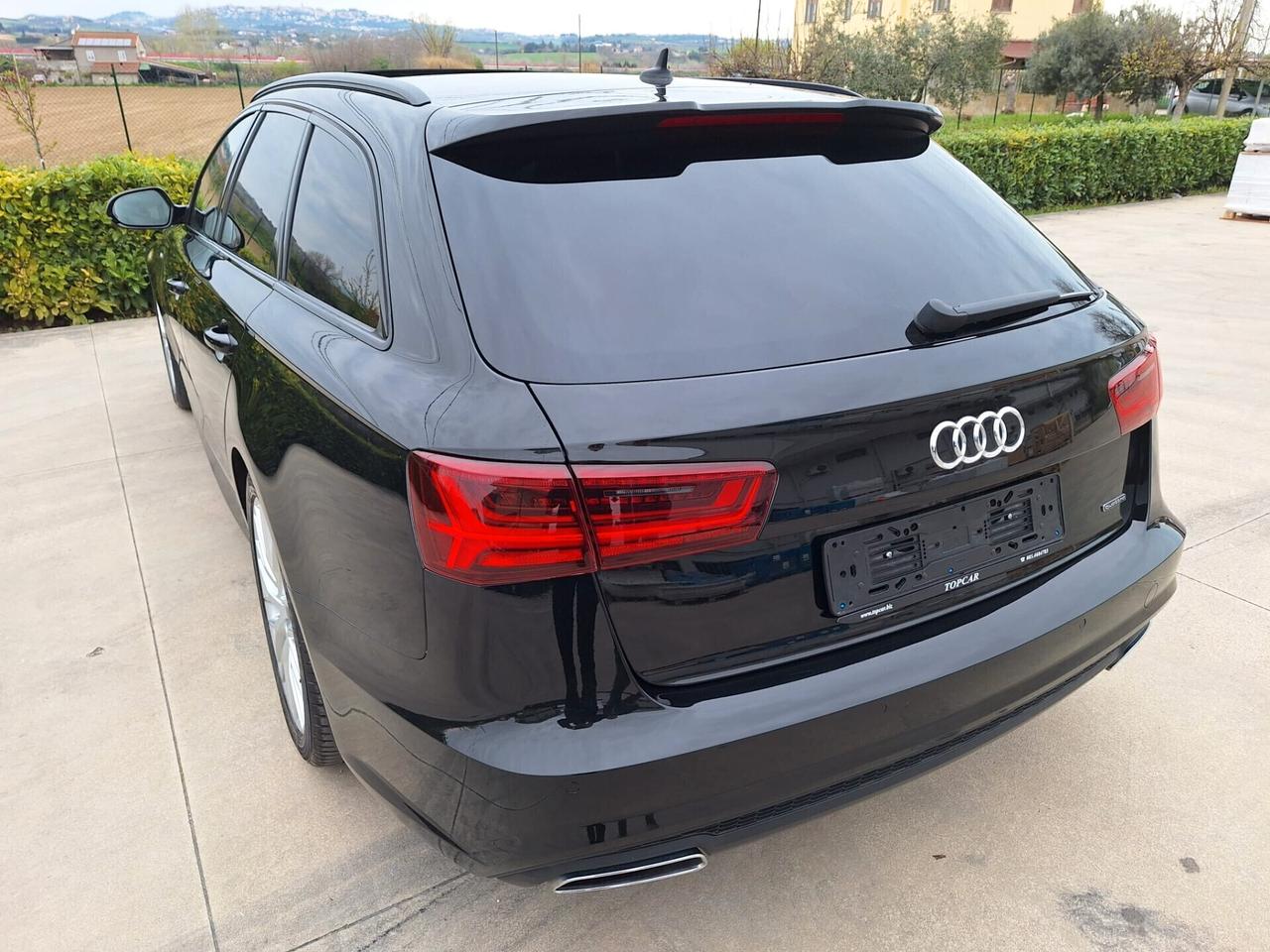 Audi A6 S-line Black edition Supr Accessoriata.