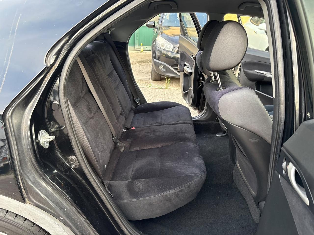 Honda Civic 1.4 i-DSi 5p. Elegance LE